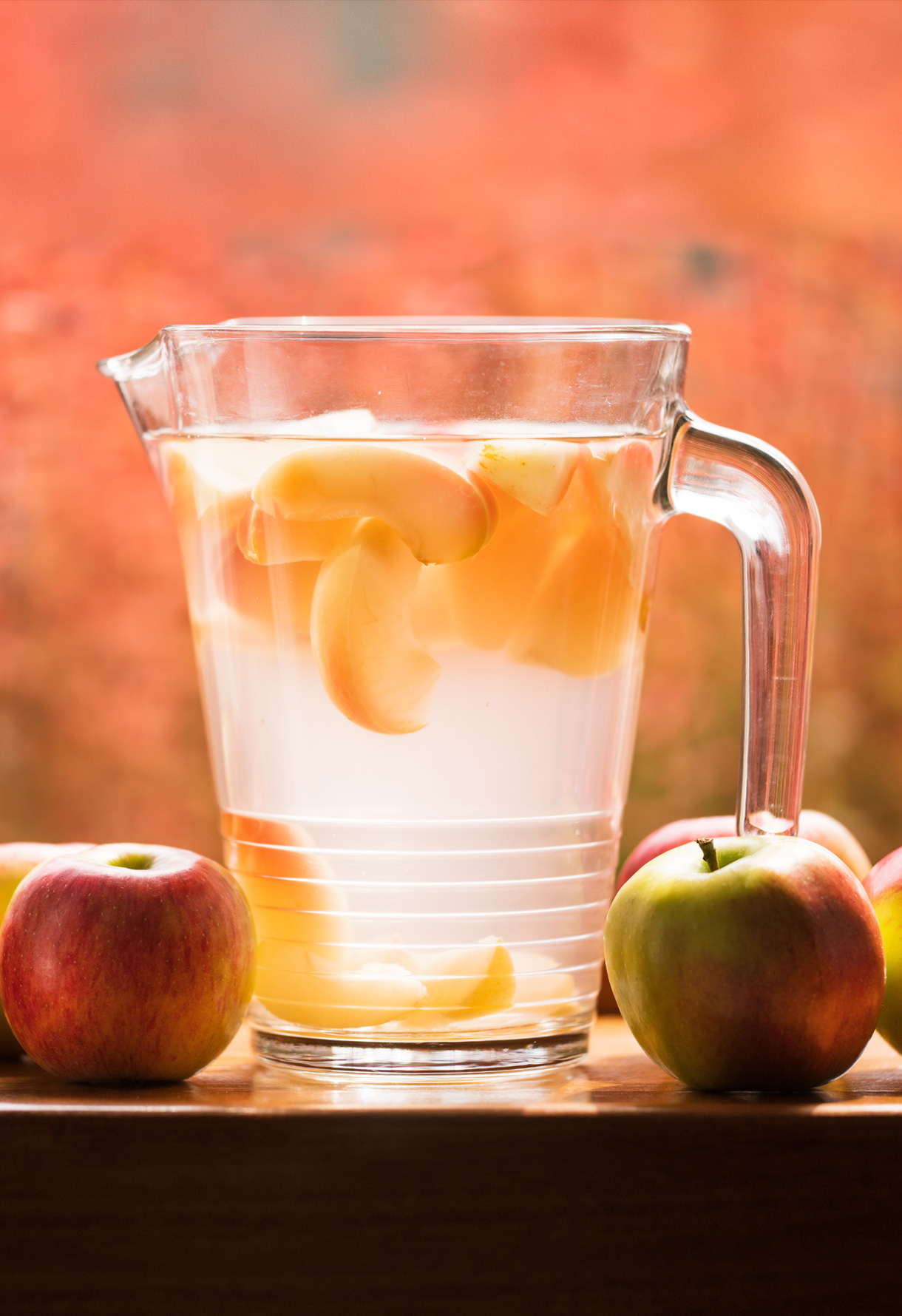Homemade Apple Peach Iced Tea - Altea Cristiana